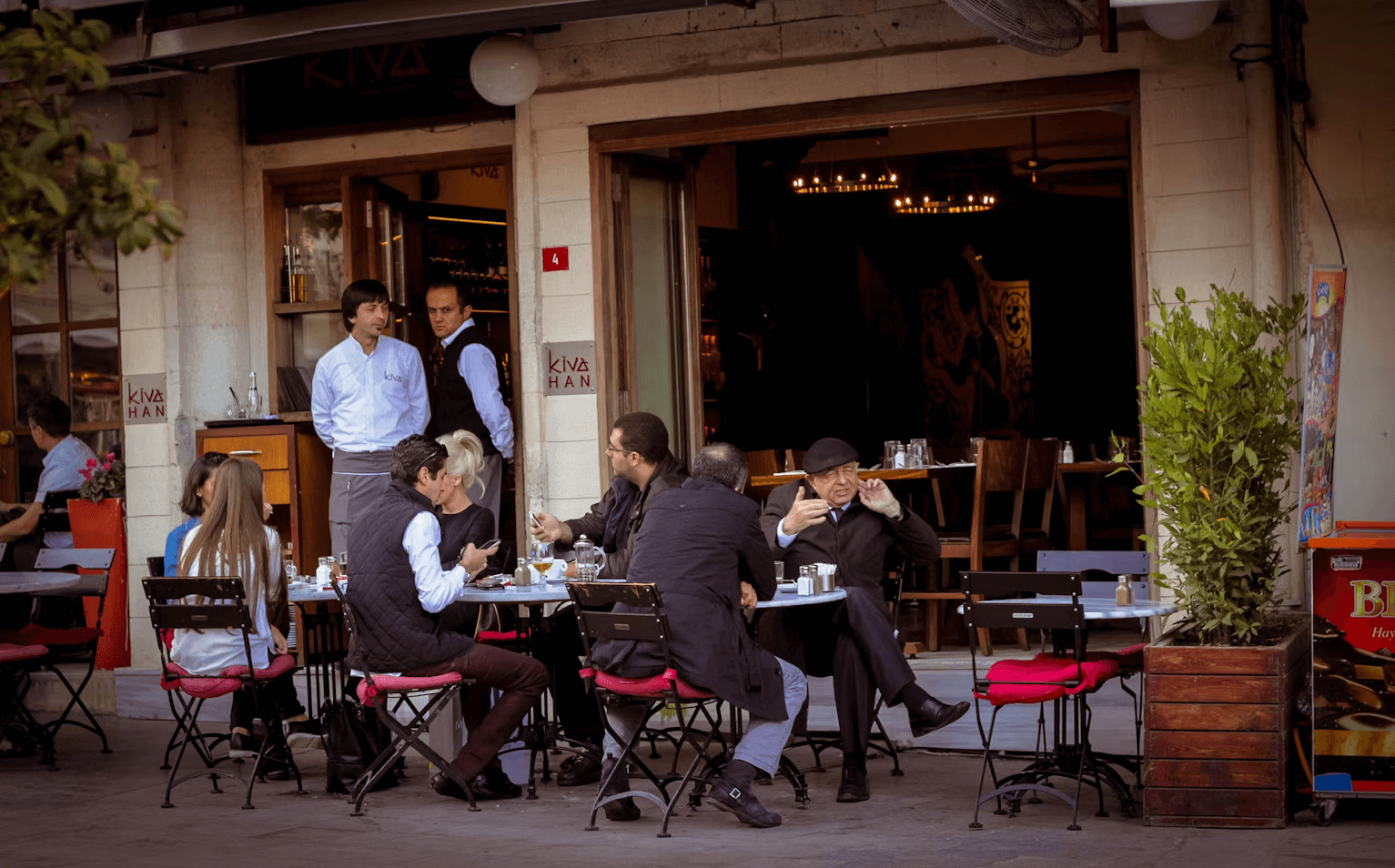 Transforming Restaurant Operations with a Modern POS System