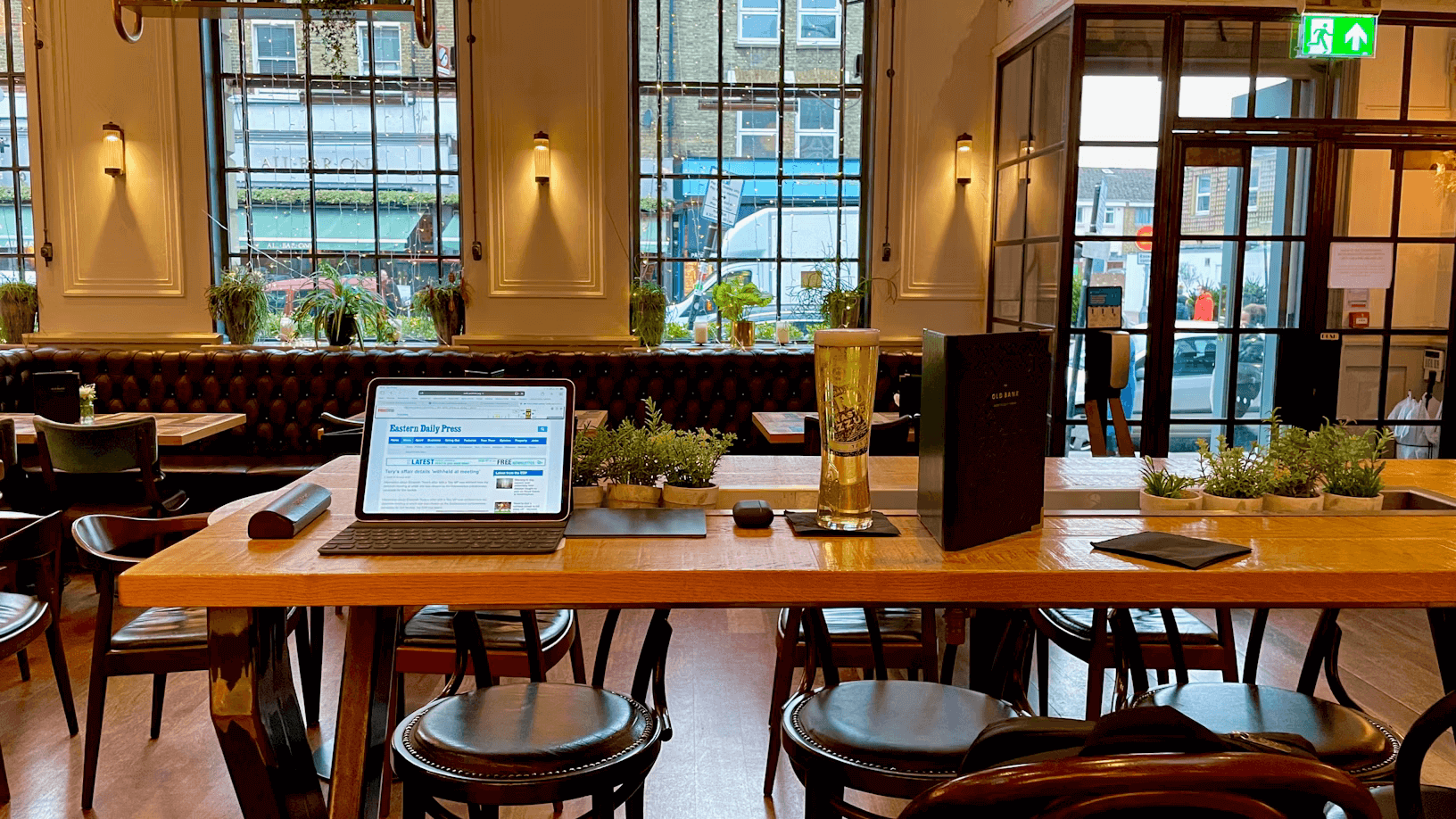The Future of Dining: QR Ordering Revolutionizes Restaurants